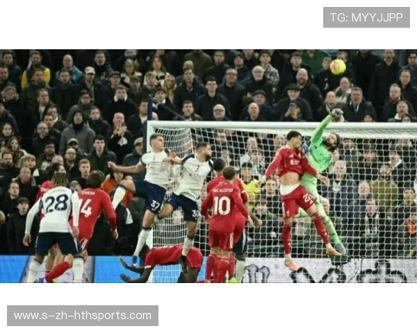 利物浦定位球攻防演练：头球点位与二次球争夺练到深夜