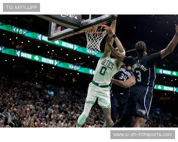 塔图姆精准三分，凯尔特人轻松击败对手